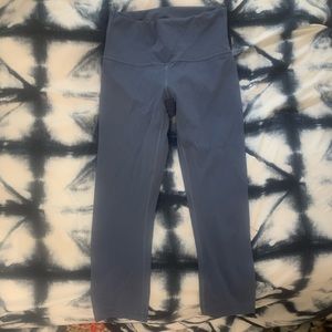 Lulu align crop legging size 6
